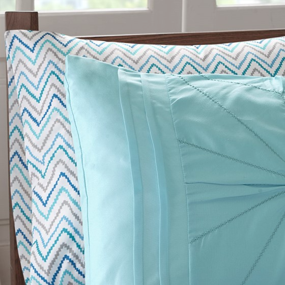 Toren Embroidered Comforter Set with Bed Sheets (Aqua)