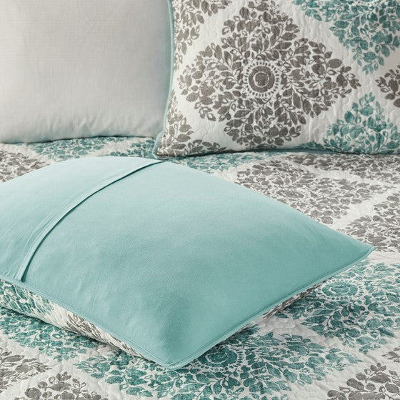 Claire 6 Piece Printed Quilt Set with Throw Pillows