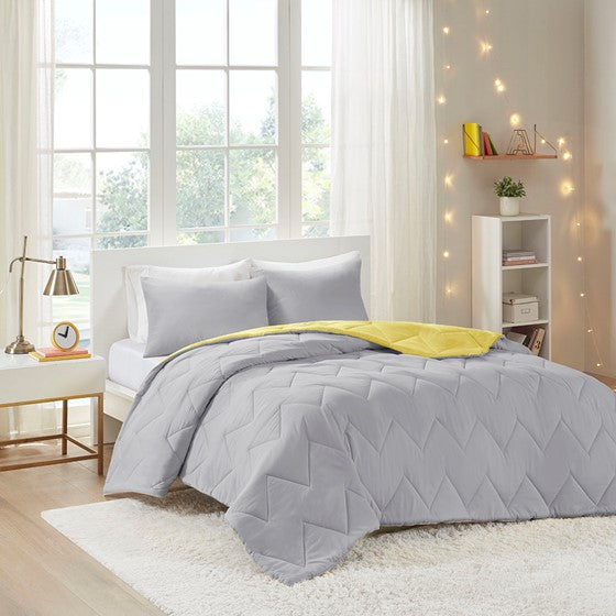 Trixie Reversible Comforter Mini Set