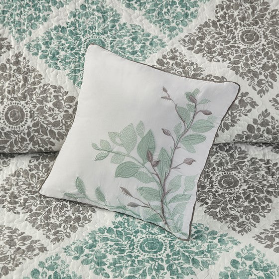 Claire 6 Piece Printed Quilt Set with Throw Pillows