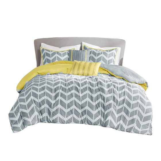 Nadia Comforter Set (Yellow)