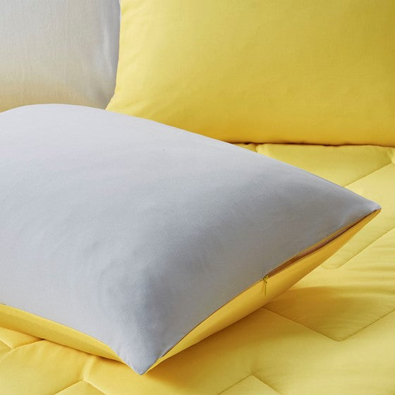 Trixie Reversible Comforter Mini Set