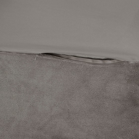 Kai Quilted Reversible Microfiber to Plush Comforter Set (Grey)