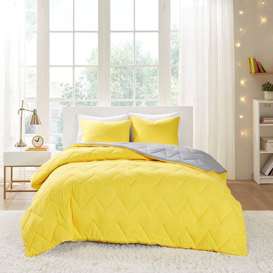 Trixie Reversible Comforter Mini Set