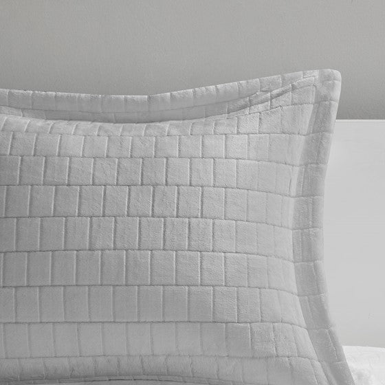 Laurie Plush to Sherpa Comforter Set (Grey)