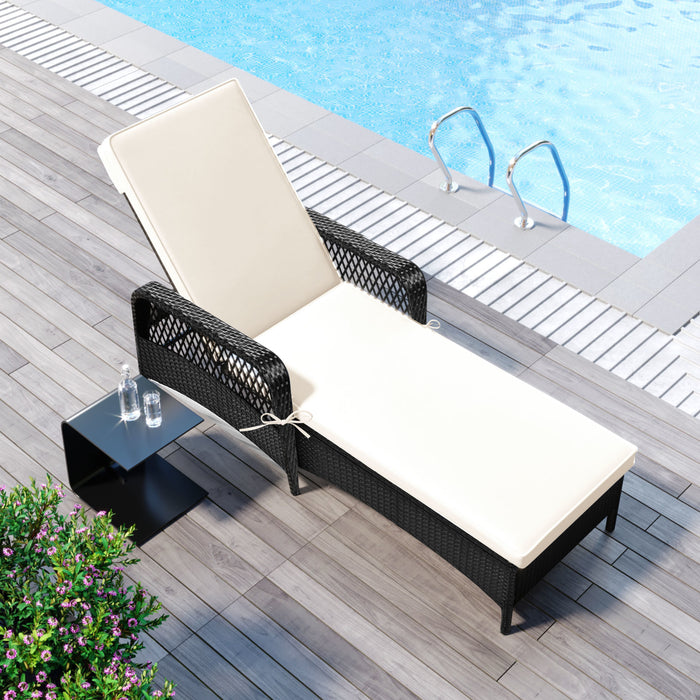 Outdoor patio pool PE rattan wicker chair wicker sun lounger