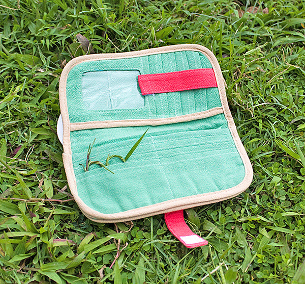 [Sunny day] Embroidered Applique Fabric Art Wallet Purse