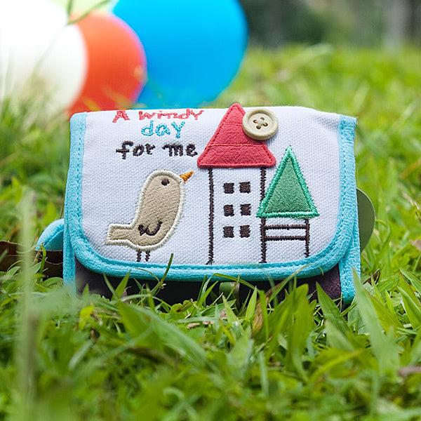 [A Windy Day] Embroidered Applique Fabric Art Trifold Wallet Purse